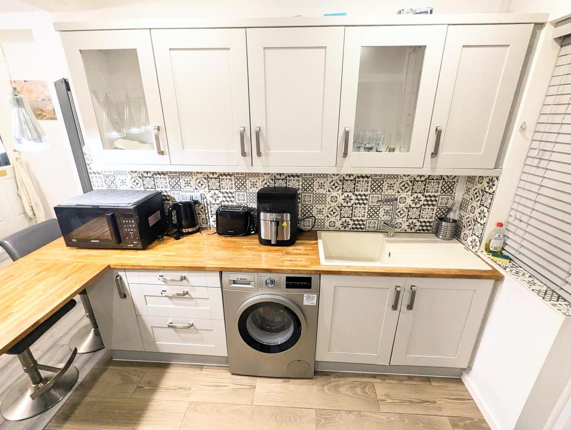Bromley Serviced Apartments - Beckenham Place Park - London - 2 Bed House - Free Parking - 2 Beds 1 Sofabed Ngoại thất bức ảnh